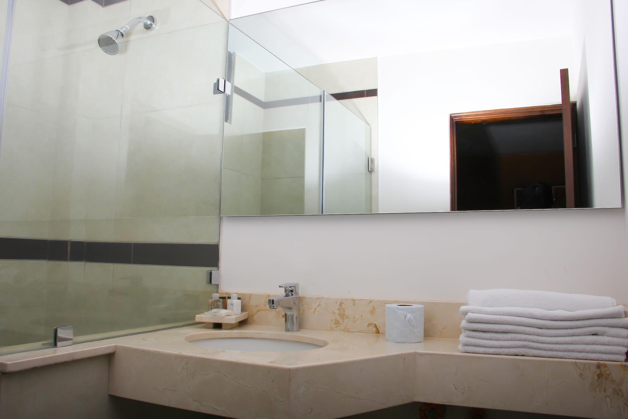Eh Ejecutivo Urban Otel Tepic Dış mekan fotoğraf