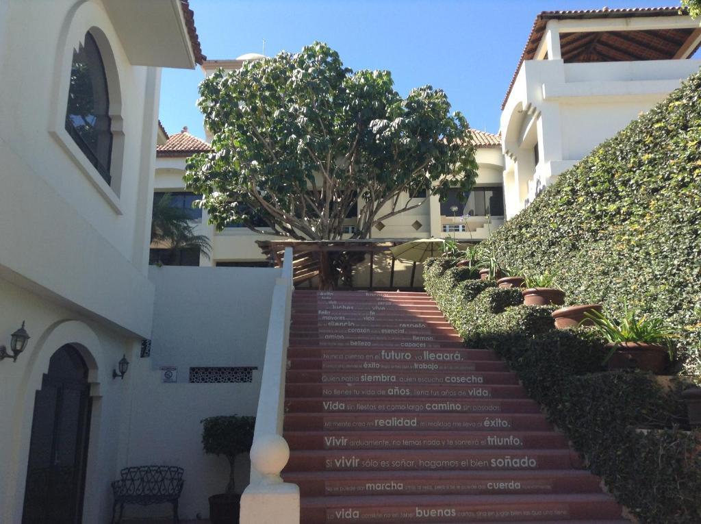 Eh Ejecutivo Urban Otel Tepic Dış mekan fotoğraf