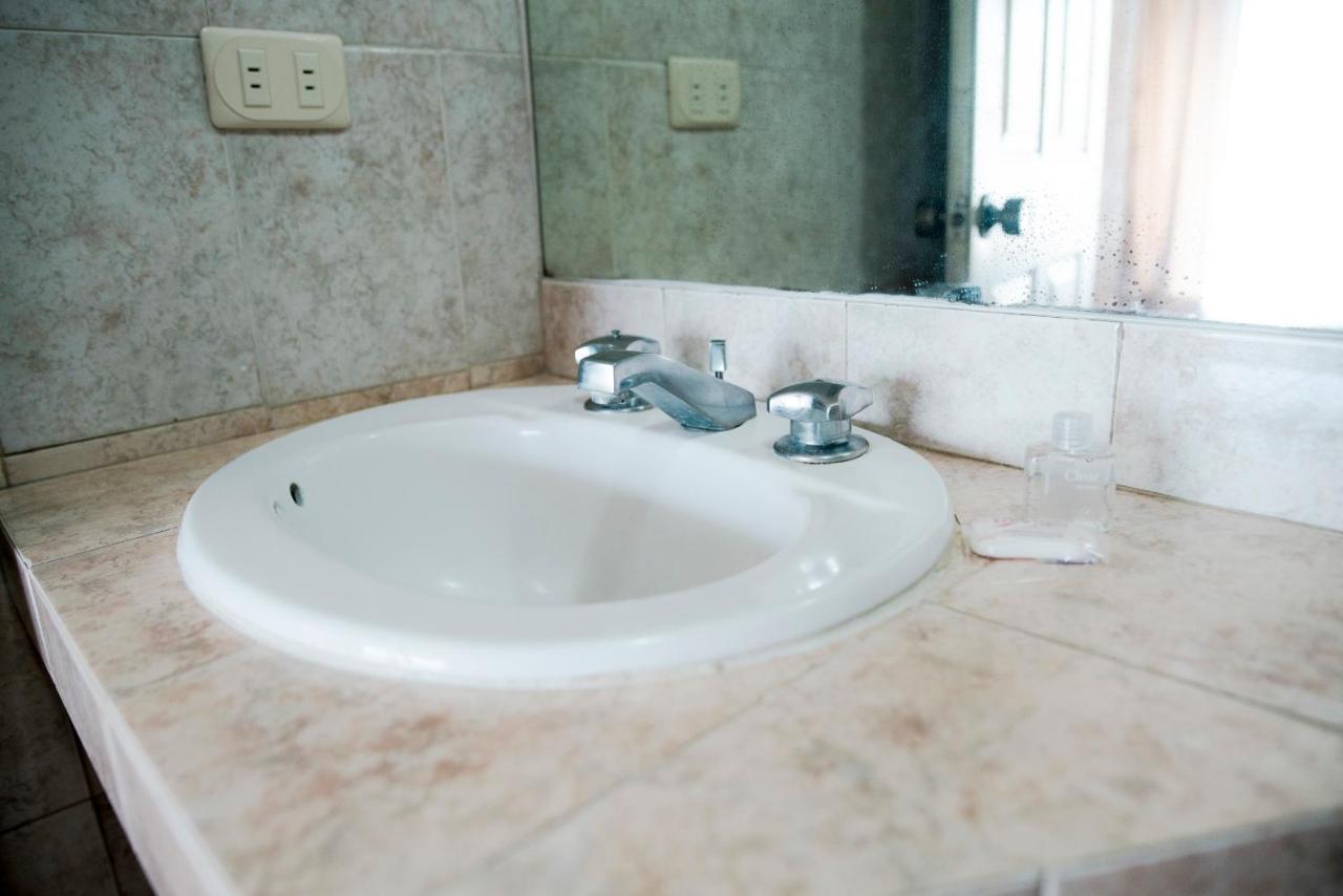 Eh Ejecutivo Urban Otel Tepic Dış mekan fotoğraf